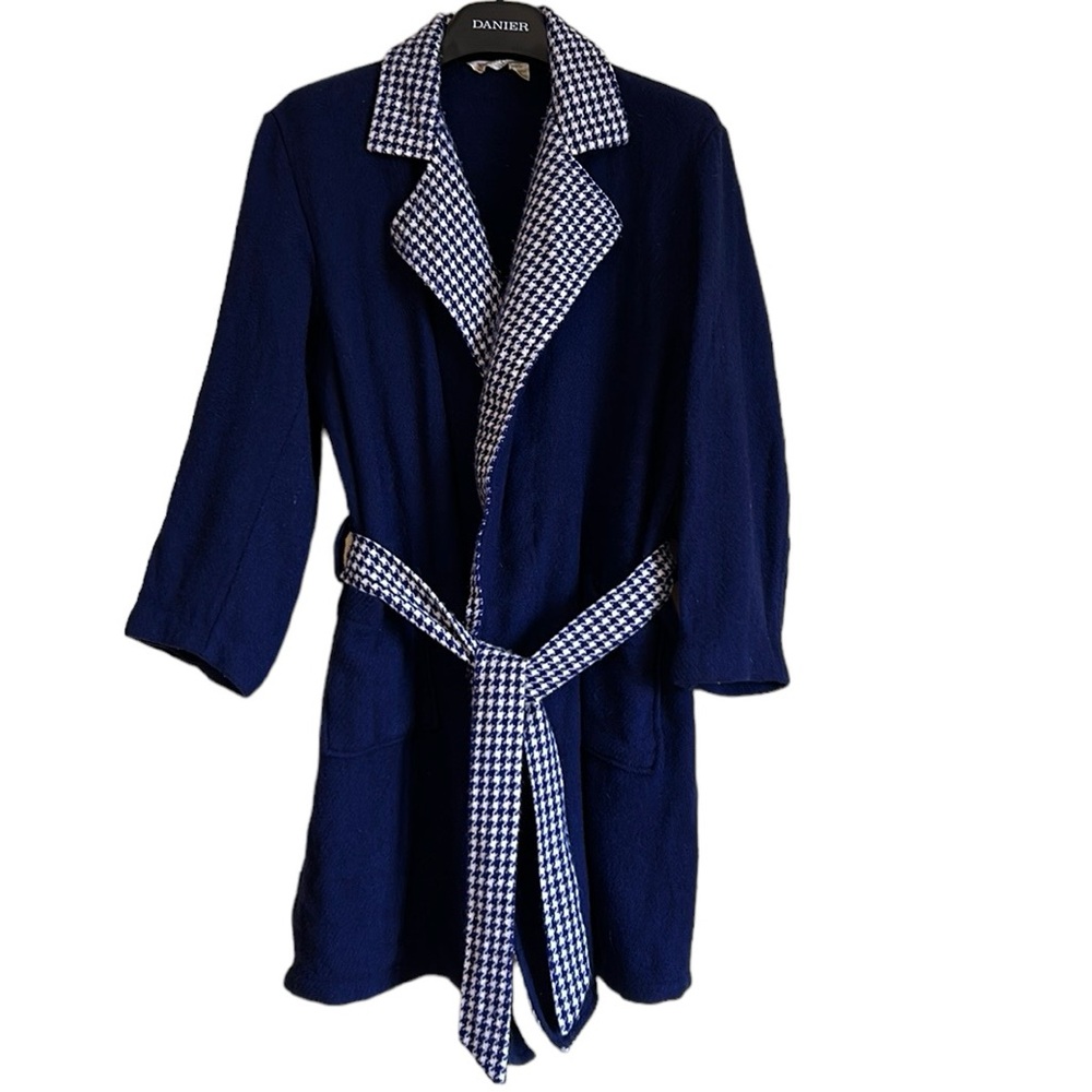 Vintage Majestic mens robe wool blend belted size medium navy white houndstooth
